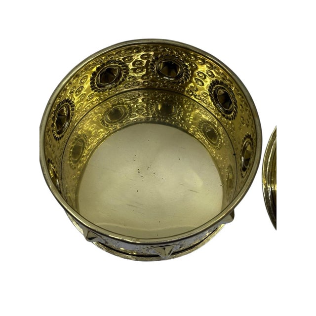 Vintage Brass Shell Designed Trinket/ Jewelry Box For Sale - Image 4 of 9