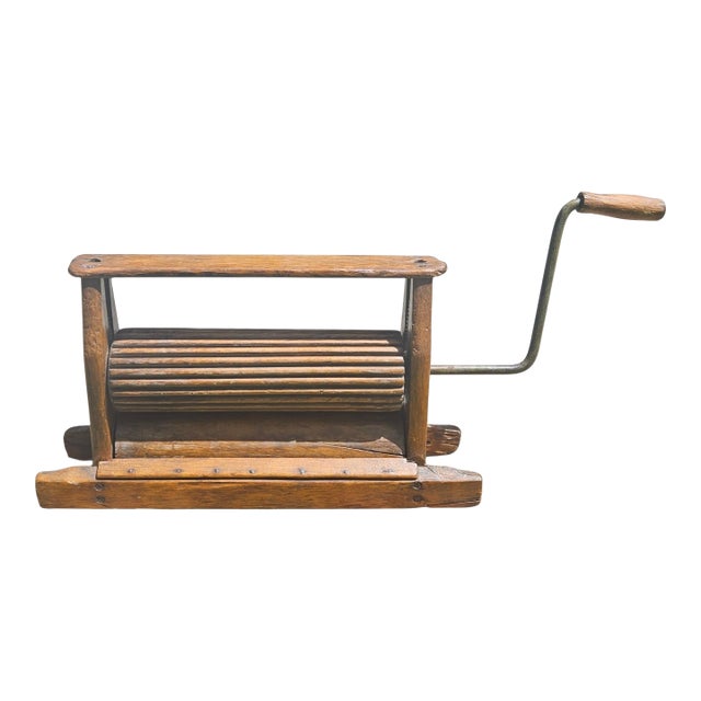 Antique 19th Century Wooden Hand Cranked, "Mother Hubbard" Clothes Wringer For Sale