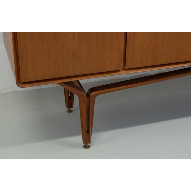 Wooden Sideboard with Doors and Drawers from Galleria Mobili Darte, Italy, 1950s For Sale - Image 15 of 17