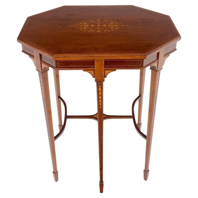 Very ornate delicate lines walnut inlay stretched hexagon shape end lamp side occasional table Gueridon mint!