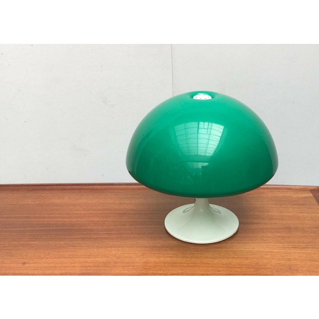 Mid-Century Space Age Italian Green Early Model Toledo Table Lamp by Luigi Massoni for Guzzini, 1960s For Sale - Image 12 of 18