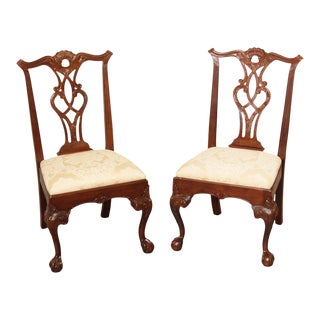 Henredon Rittenhouse Square Chippendale Style Pair Mahogany Dining Chairs For Sale