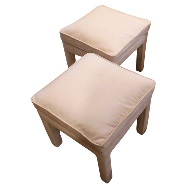 This pristine pair of mid-century Parsons stools is designed in the iconic style of Milo Baughman, blending classic form...
