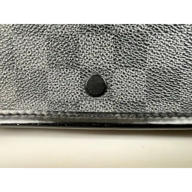 Louis Vuitton Damier Graphite Hanging Toiletry Pouch Bag Travel Organizer For Sale In New York - Image 6 of 15