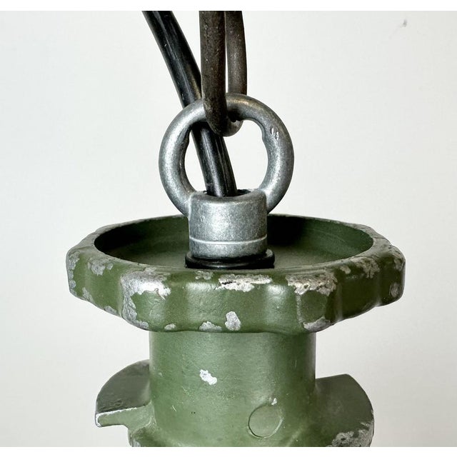 Industrial Green Enamel Pendant Lamp with Cast Aluminium Top, 1960 For Sale - Image 6 of 16