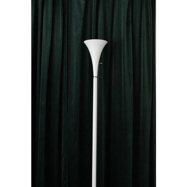 Vintage 60s Trumpet Floor Lamp, Mid-Century White Laurel Style Torchiere Lamp For Sale In Boston - Image 6 of 10