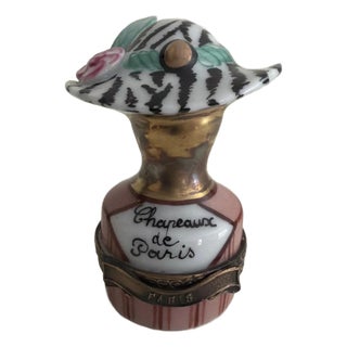 Lovely Chanille Limoges Trinket Box Chapeaux De Paris Rose / Pink with a zebra print (Retired) For Sale