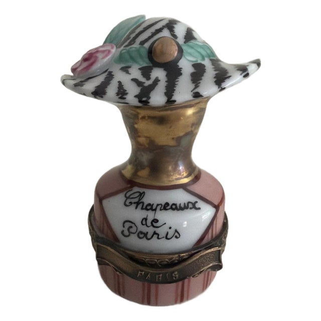 Lovely Chanille Limoges Trinket Box Chapeaux De Paris Rose / Pink with a zebra print (Retired) For Sale