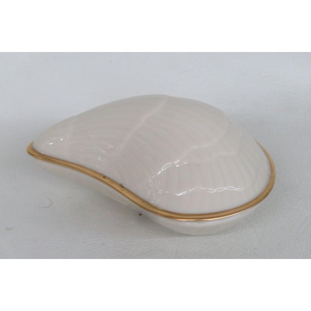 Lenox China Seashell Trinket Dish Lidded Porcelain Box With 24k Gold Trim 4917b For Sale - Image 11 of 16