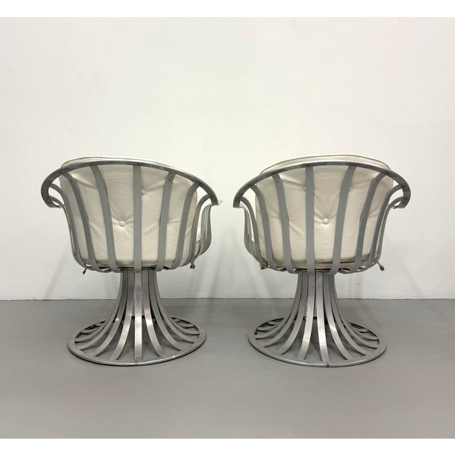 Vintage Woodard Aluminum Swivel Lounge Chairs - Pair For Sale In West Palm - Image 6 of 6