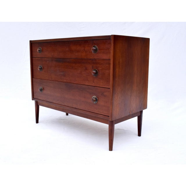 1960s Mid Century Walnut Three Drawer Bachelors Chest by Jack Cartwright For Sale - Image 5 of 11