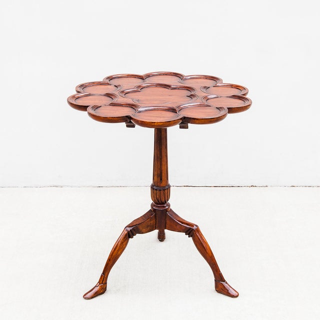 This 20th century mahogany supper table draws on a long tradition of tripod tables, a form popularized in the 18th...