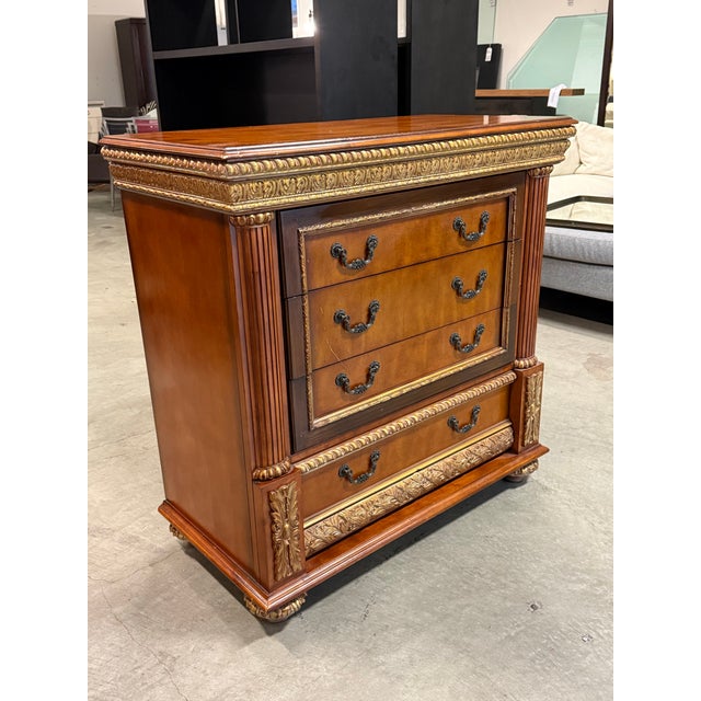 Traditional Pulaski Furniture Traditional Bachelor’s Chest For Sale - Image 3 of 12
