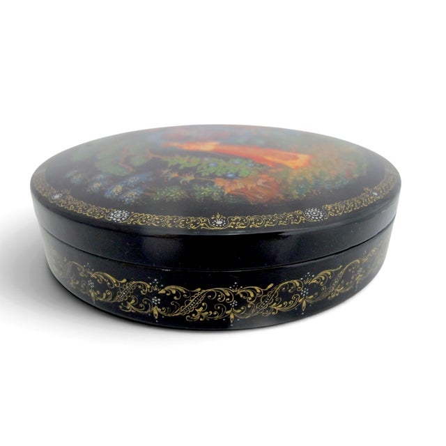 Russian Fairy Tale Dead Princess & 7 Bogatyrs Hand Painted Lacquer Box For Sale In Portland, OR - Image 6 of 8
