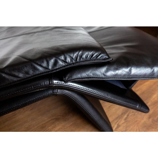 Animal Skin Vintage Chaise Lounge in Black Leather by Maurice Villency, 1980s For Sale - Image 7 of 18