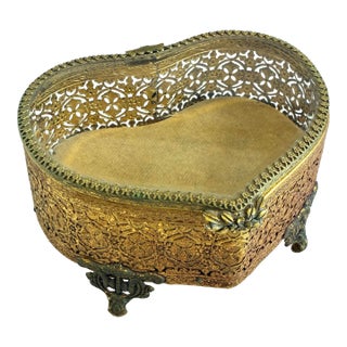 Vintage Gold Tone Heart Shaped Ormolu Filigree Jewelry Box For Sale
