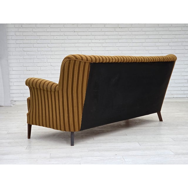 Wood Danish 3-Seater Sofa in Green Wool, 1960s For Sale - Image 7 of 18