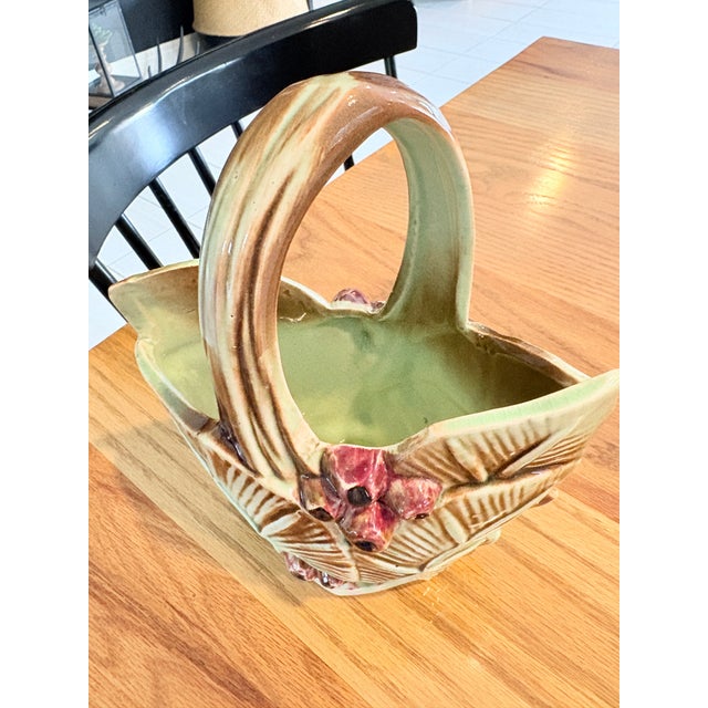 1940s 1940s Mid-Century Authentic McCoy Ceramic Leaves & Berries Basket Planter For Sale - Image 5 of 6