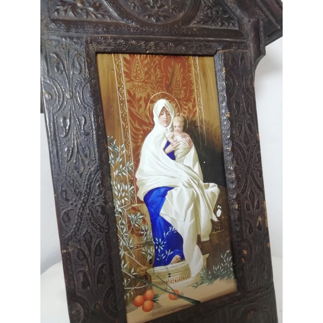 19th Century Maison De Cluny, Devotional Shrine Grand Tour Madonna of the Olives, 19th Century, Ceramic, Cow Leather & Walnut For Sale - Image 5 of 14