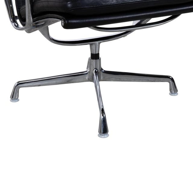 Modern Vitra Ea 222 Leather Armchair Black Manual Function For Sale - Image 3 of 14