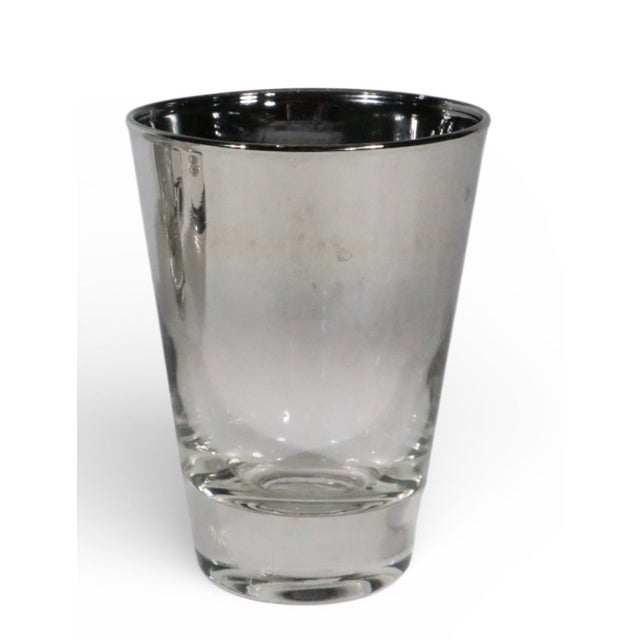 Set of four vintage barware silver fade whiskey glasses, after Dorothy Thrope, circa 1950/70's. All four are in excellent,...