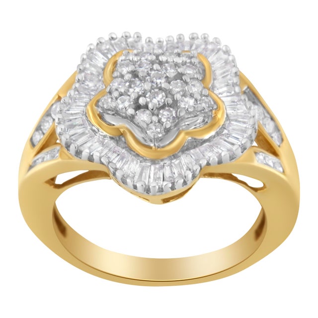 Contemporary 10KT Yellow Gold Round and Baguette Cut Diamond Ballerina Ring (1 cttw, I-J Color, SI1-SI2 Clarity) For Sale - Image 3 of 6