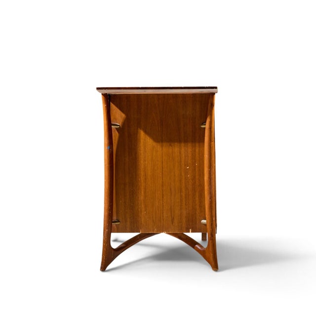 Mid 20th Century Vladimir Kagan Style Mid Century Sculptural Walnut Lowboy Dresser For Sale - Image 5 of 9