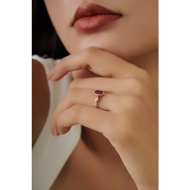 Ruby Red Modern Ruby & Marquise Diamond Three-Stone Bezel Set Ring 14k Yellow Gold Size 8 For Sale - Image 8 of 16