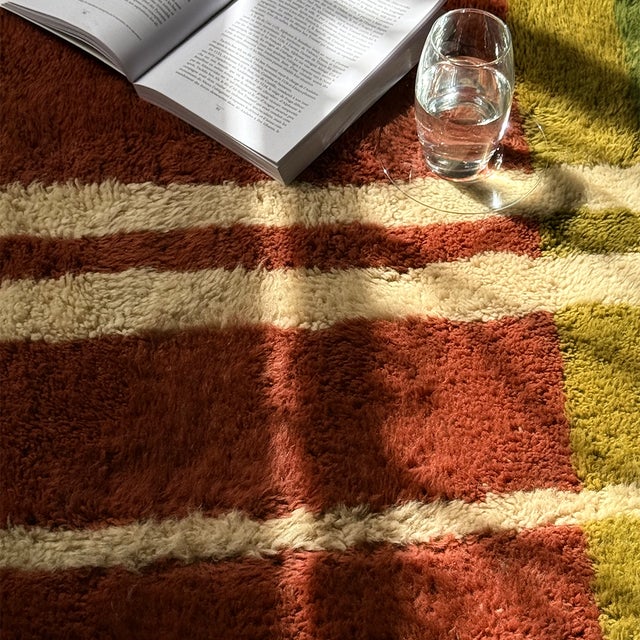 Premium Hand-Knotted Moroccan Wool Rug | 9'1" X 5'0" | One of a Kind For Sale - Image 9 of 9