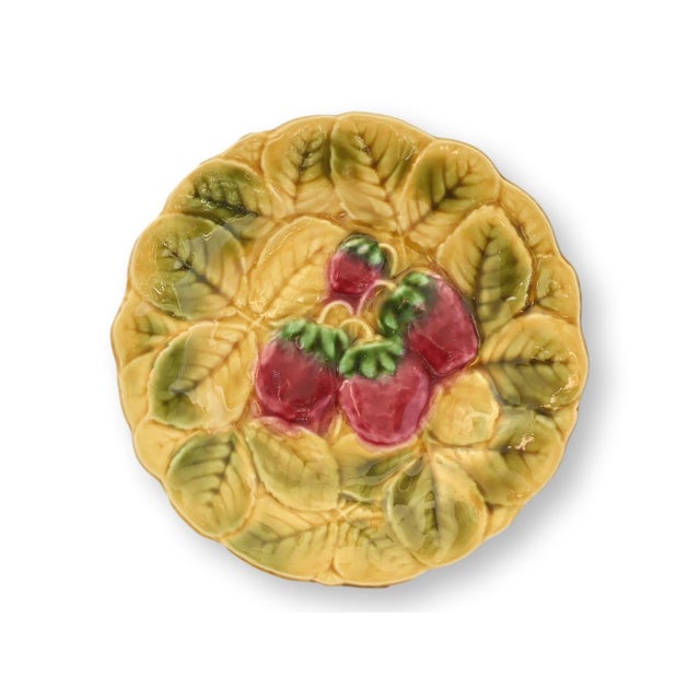 Early 20th Century Early 1900s French Sarreguemines Majolica Fruit Serving Set For Sale - Image 5 of 17