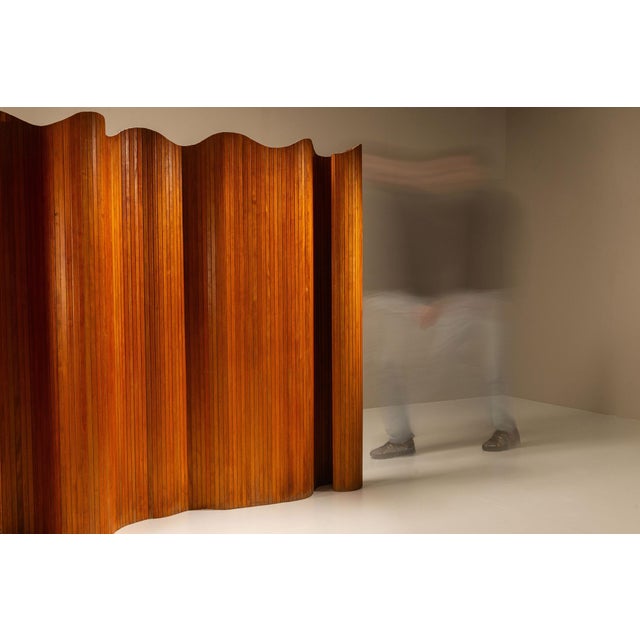Brown Tambour Folding Screen in Pine by Joamin Baumann for Baumman Fils & Cie, France, 1940 For Sale - Image 8 of 16