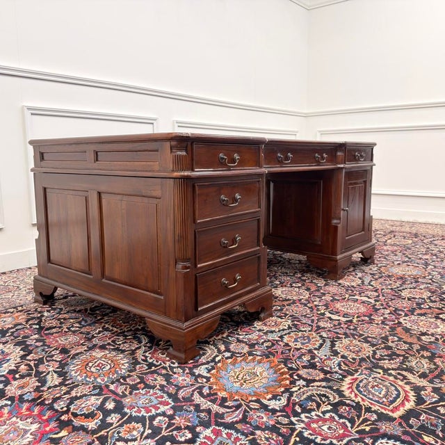 English Partner Desk in Green Leather For Sale - Image 5 of 18