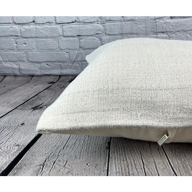 20 x 20 Hemp Pillow Turkish Cushion Natural Grayish White Pillow Cushion Cover For Sale - Image 4 of 4