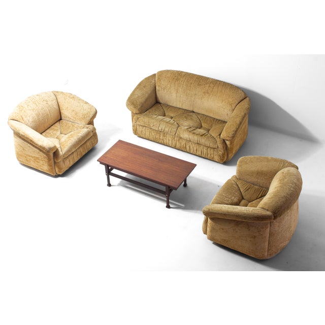 Italian 2-Seater Sofa in Beige Velvet, 1970s For Sale - Image 9 of 12