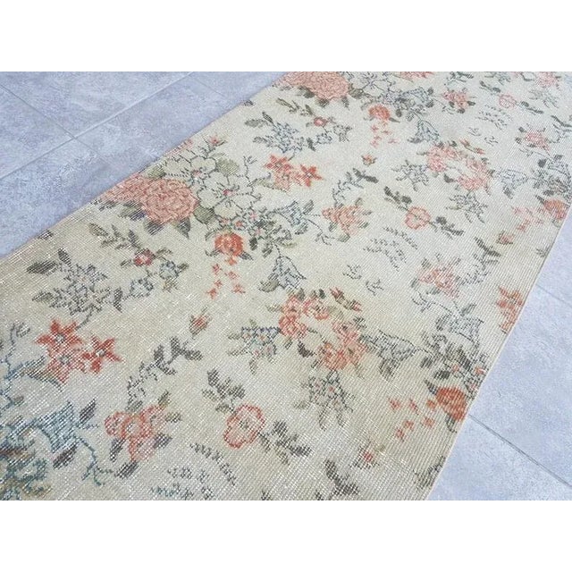 This is a vintage Turkish handwoven Anatolian OUSHAK rug. We collect Vintage rugs from Anatolia, which is the eastern part