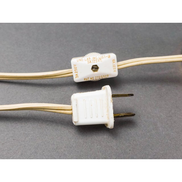 Pierre Cardin Style Vintage Modernist Brass Table Desk Lamp For Sale - Image 10 of 10