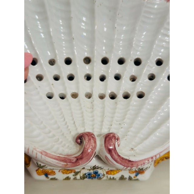 1960s Vintage Italian Shell Shaped Berry Server For Sale - Image 5 of 9
