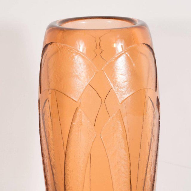 1930s Art Deco Vase in Translucent Cognac with Cubist Geometric Patterns For Sale - Image 5 of 9