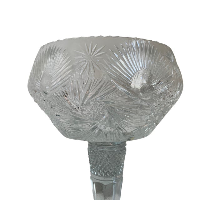 Traditional Early 20th-Century Eastern European Hand-Cut Crystal Starburst Pedestal Compote Centerpiece For Sale - Image 3 of 15