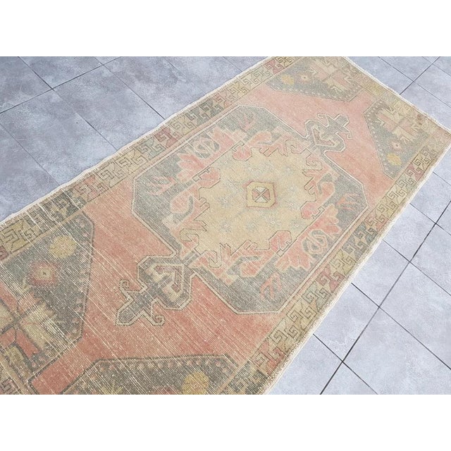 Faded Oushak Rug, 1960 For Sale - Image 4 of 11
