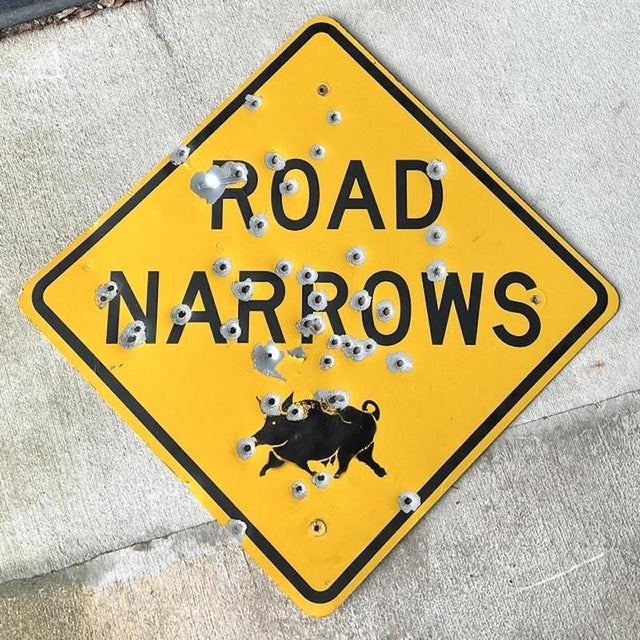 American Vintage Original Bullet Road Narrows Sign For Sale - Image 3 of 7