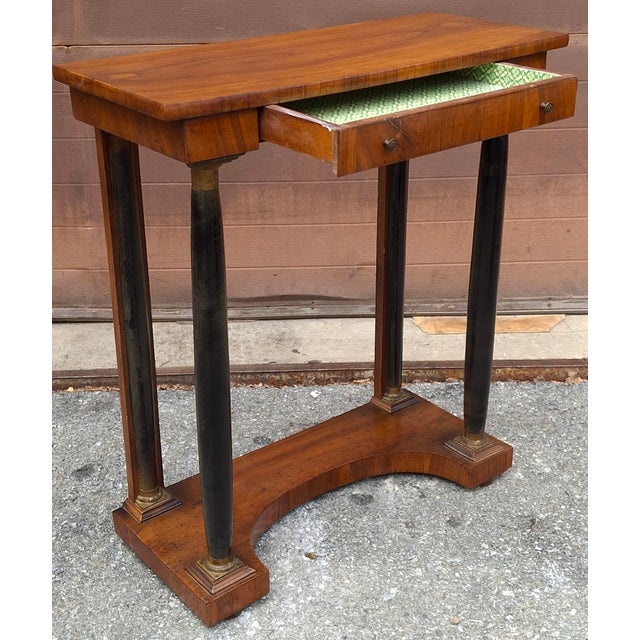 Early 19th Century 19th Century Biedermeier Single Drawer Walnut Console Table For Sale - Image 5 of 6