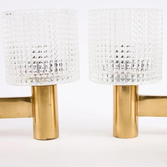 Orrefors Mid-Century Modern Glass Wall Lights by Carl Fagerlund for Orrefors, 1960s, Set of 2 For Sale - Image 4 of 8