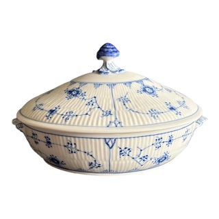 Vintage MCM Royal Copenhagen Blue Fluted Plain Covered Oval Serving Dish For Sale