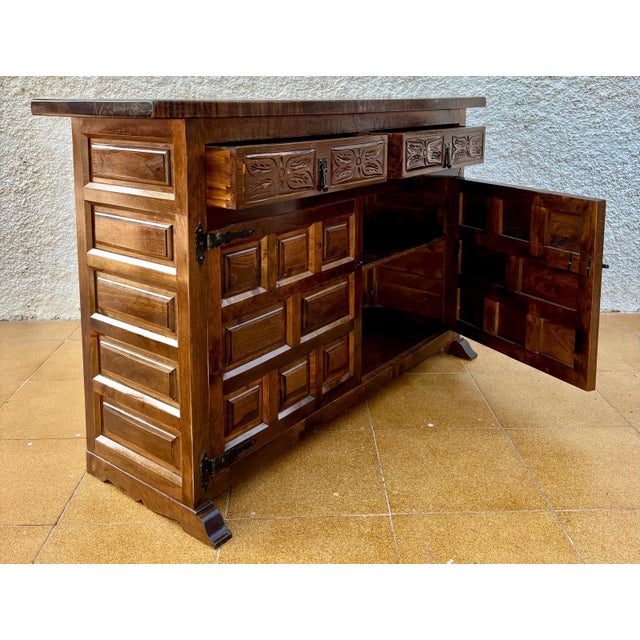 Brown 20th Century Catalán Spanish Dresser Carved in Walnut, 1920s For Sale - Image 8 of 18