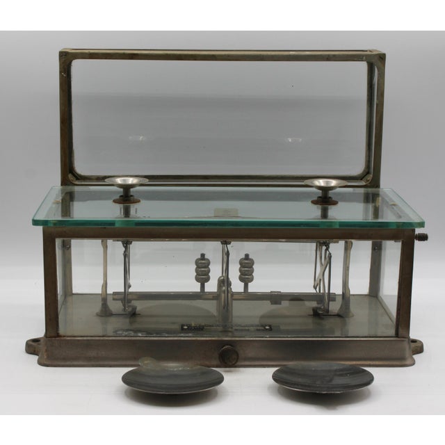 Circa 1920s Torsion Balance Co, New York "Class A" Scale. Glass & nickel plate metal case. According to the Smithsonian...