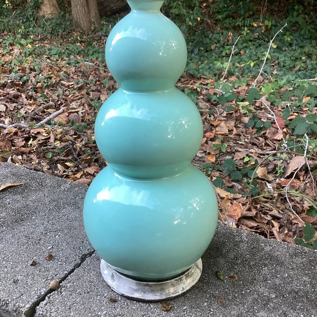 Christopher Spitzmiller, Inc Hand Signed Pair of Christopher Spitzmiller Triple Gourd Lamps in Robin's Egg Blue and Nickel For Sale - Image 4 of 7