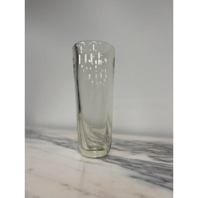 1980s Slightly Yellow Hued Blown Glass Vase For Sale - Image 4 of 8