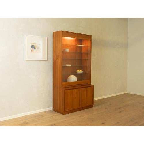 Mid-Century Display Cabinet, 1960s For Sale - Image 3 of 15
