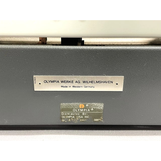 1970 Olympia Portable Typewriter - Sm8 Model For Sale - Image 11 of 12
